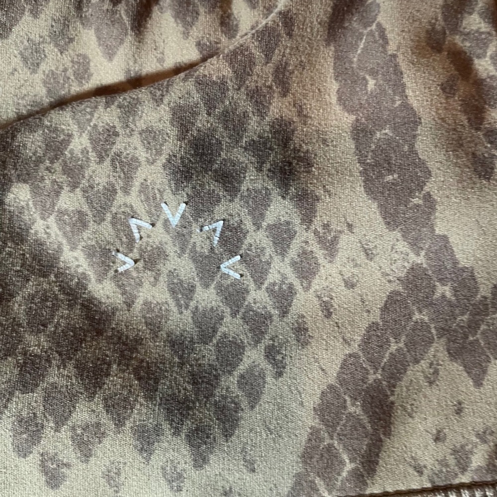 Varley Snakeskin High Rise Leggings Brown Tan Animal Print Size M Activewear - Picture 4 of 7